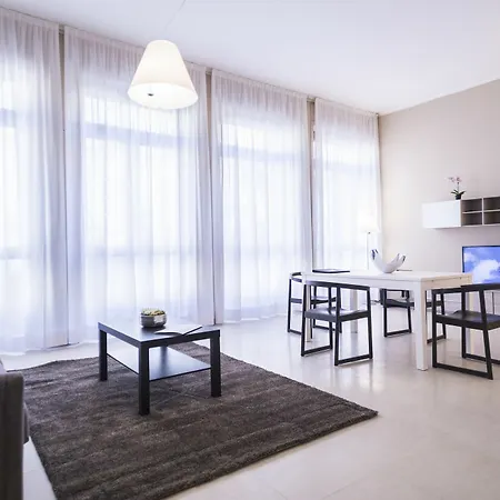 شقة Hemeras Boutique Homes - Design Near Duomo Cathedral