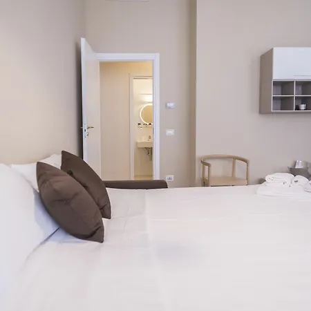 شقة Hemeras Boutique Homes - Design Near Duomo Cathedral *