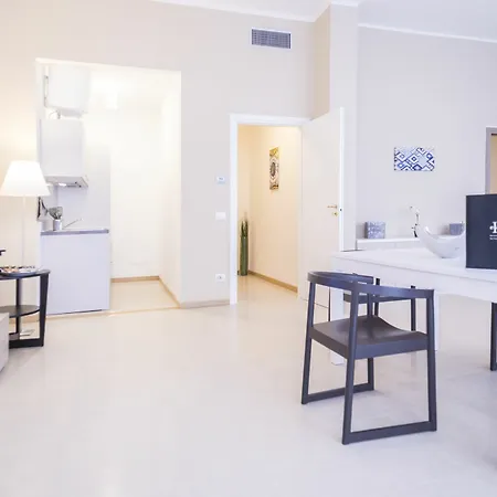 Hemeras Boutique Homes - Design Near Duomo Cathedral * ميلان
