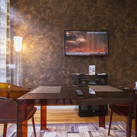 Hemeras Boutique Homes - Design Near Duomo Cathedral Daire