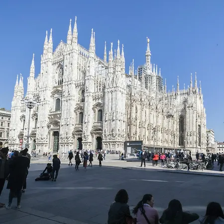 Daire Hemeras Boutique Homes - Design Near Duomo Cathedral Milano